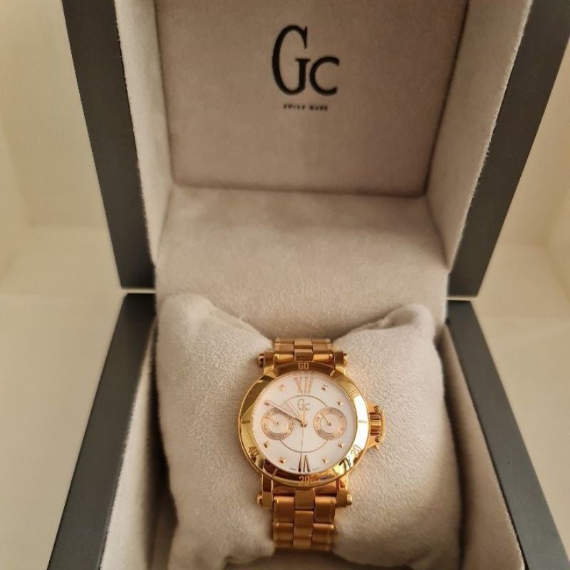 Jam Tangan Wanita merk GC Guess Collection