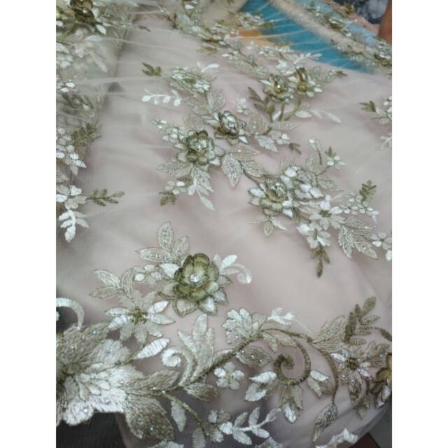 Kain tile 3d lace mutiara (harga setengah meter)