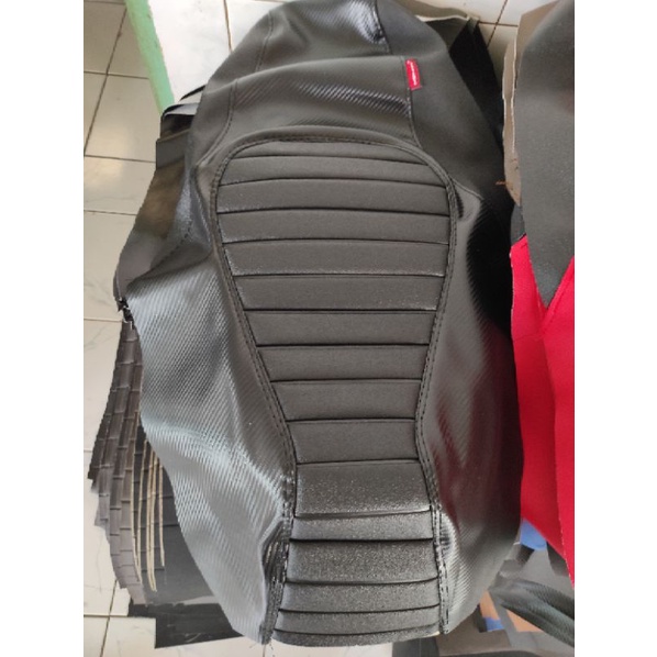 kulit jok motor cafferecer modifikasi custom scoopy nmax vario