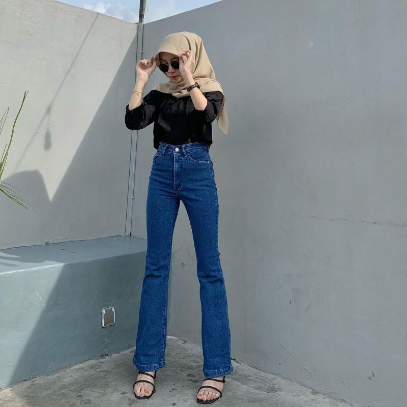 Cutbray Ckey Jeans