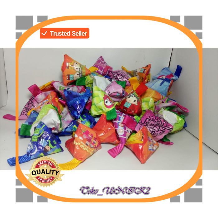 

Jual Angpau ketupat murah motif random Kualitas Premium