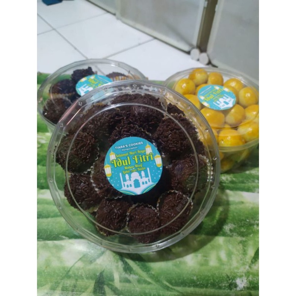 

Kue kering mesis cookies coklat