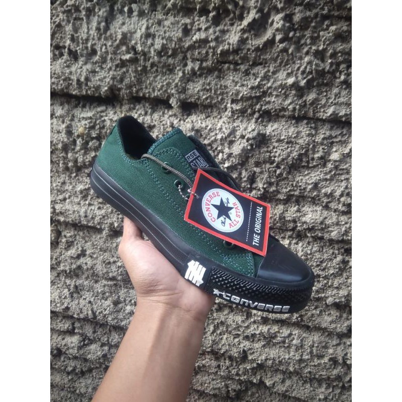 sepatu Converse pendek cowok hijau army