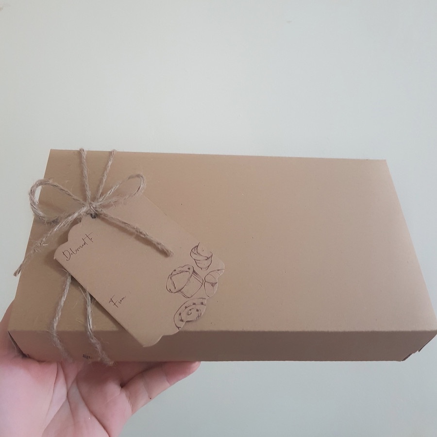 Kotak Dus Kemasan Kue Cake Box Brownies Kotak Dus Kue Bolu Packaging Hampers Dus + Tag + Tali Goni
