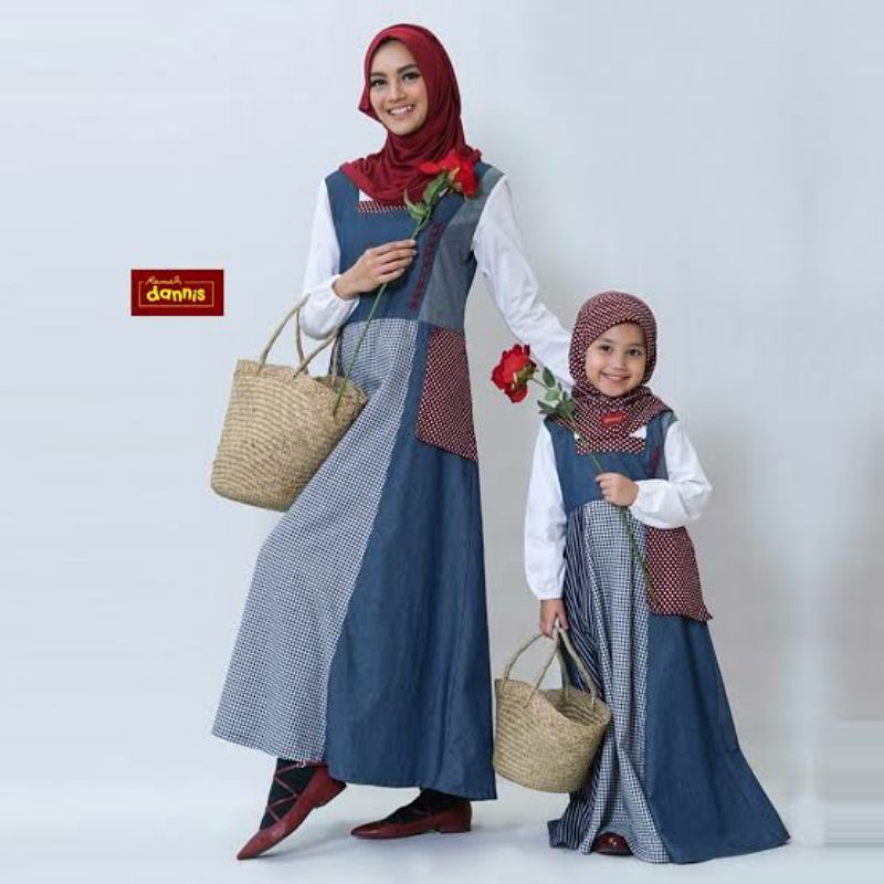 Belle Gamis Sarimbit Keluarga Dannis Anak Dewasa Biru Navy -0