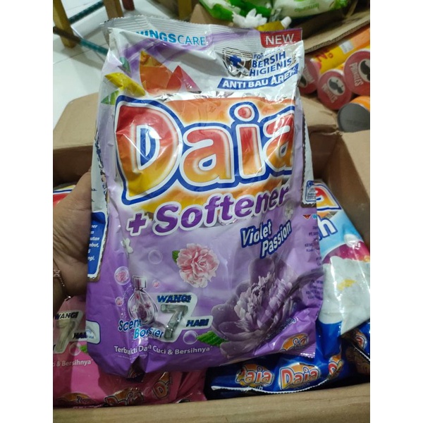 Daia Detergent bubuk 1.7kg