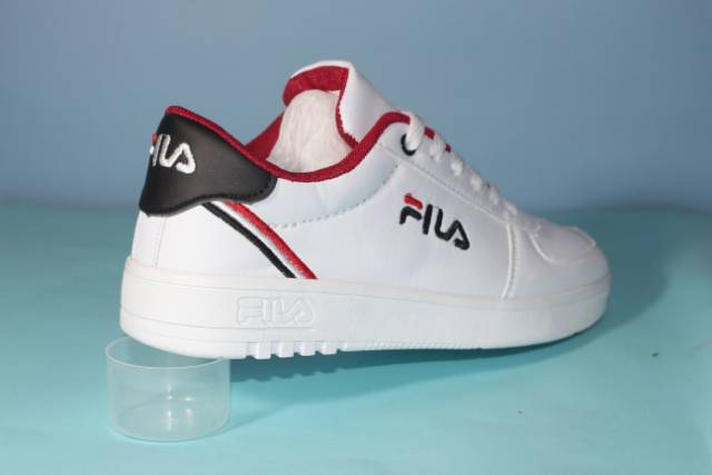 sepatu sneakers terbaru limited edition