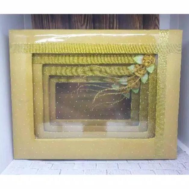 

Kotak Hantaran Model Tutup 1Set Isi 4