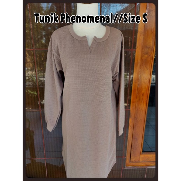 Tunik phenomenal