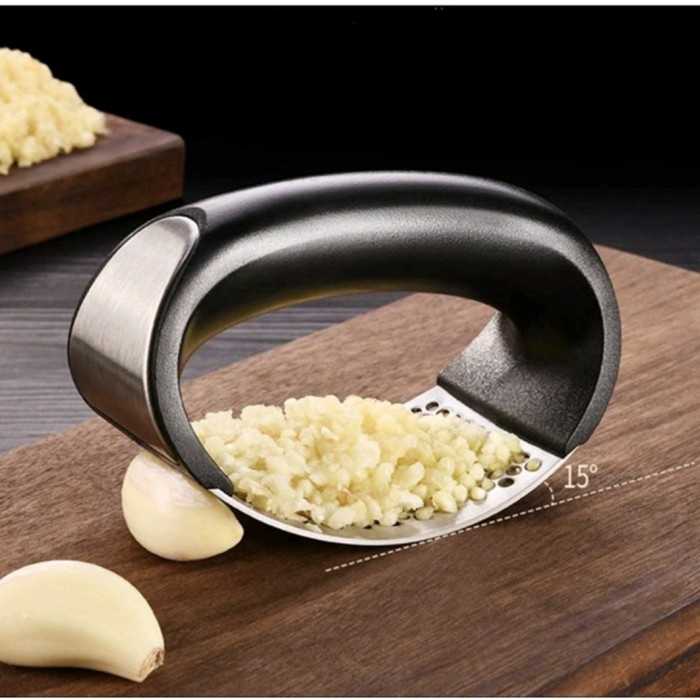 Alat Penggerus Bawang Pencacah Stainless Steel Garlic Ricer Press Pres