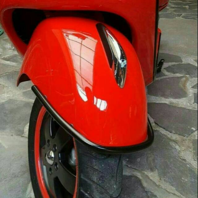 Bumper depan gts super. Aksesoris vespa matic