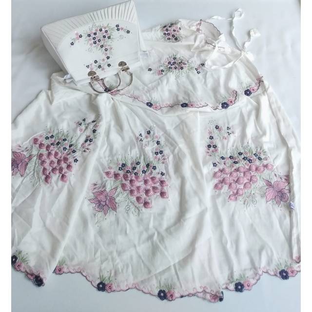 Mukena bordir timbul