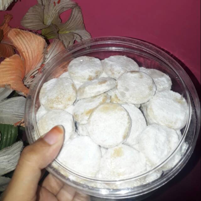 

Kue Lebaran Putri Salju | Aneka Kue & Cemilan