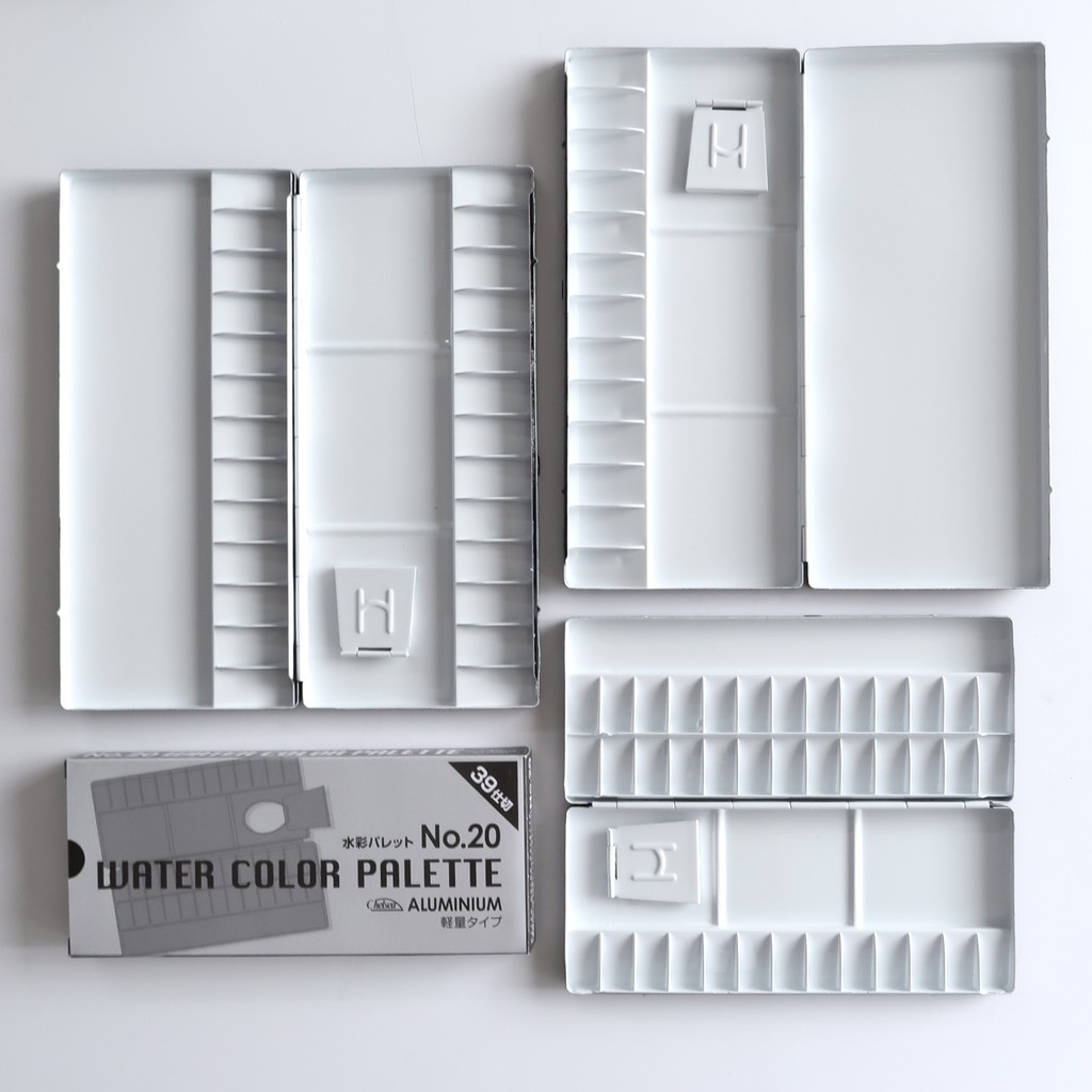 Holbein Aluminum Folding Watercolor Palettes