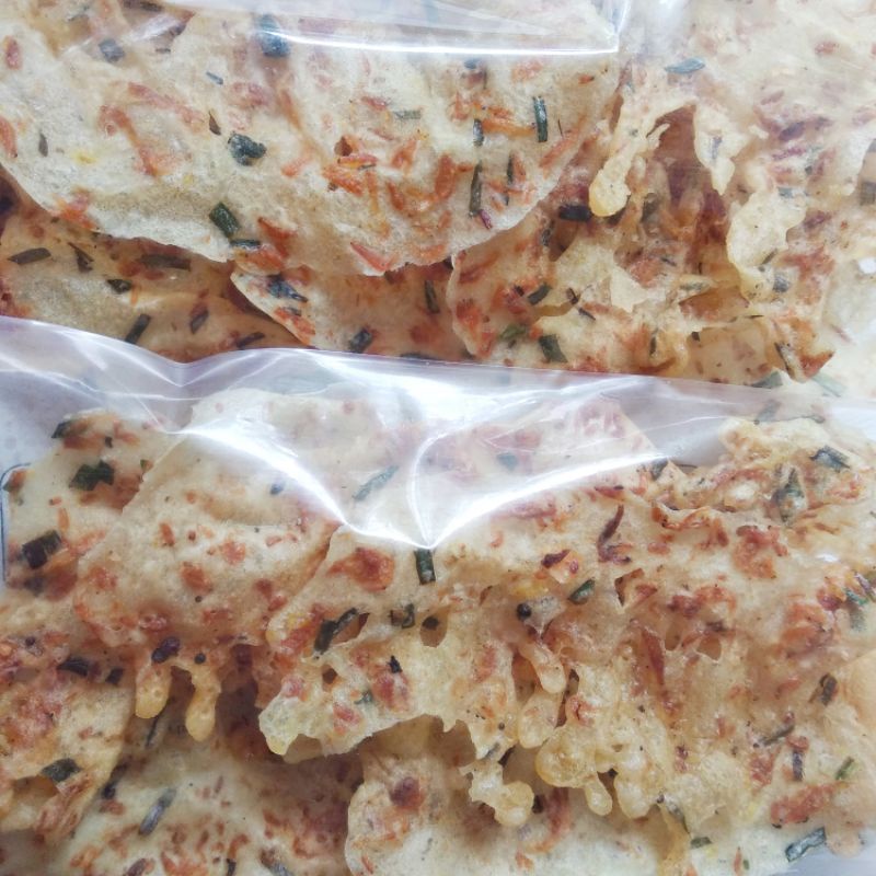 

peyek rebon peyek kacang