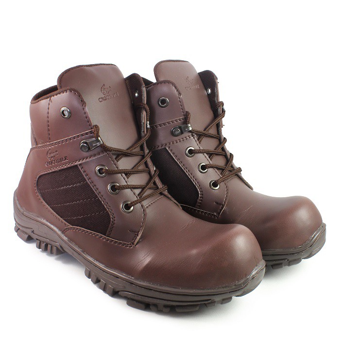 Sepatu boots pria sepatu safety ujung besi tracking hiking proyek adventure - Kairos Delta_ Tactical