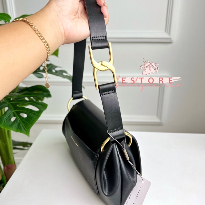 C Esme Shoulder Bag 03