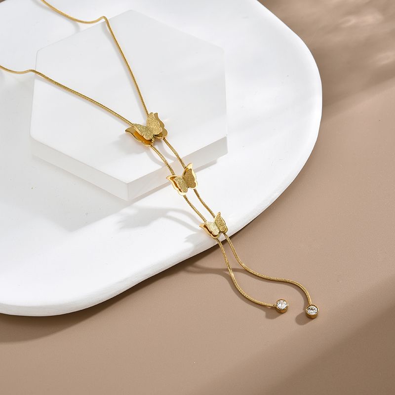 KALUNG WANITA TITANIUM LIONTIN KUPU KUPU 3 LAYER KALUNG WANITA KOREA TERBARU