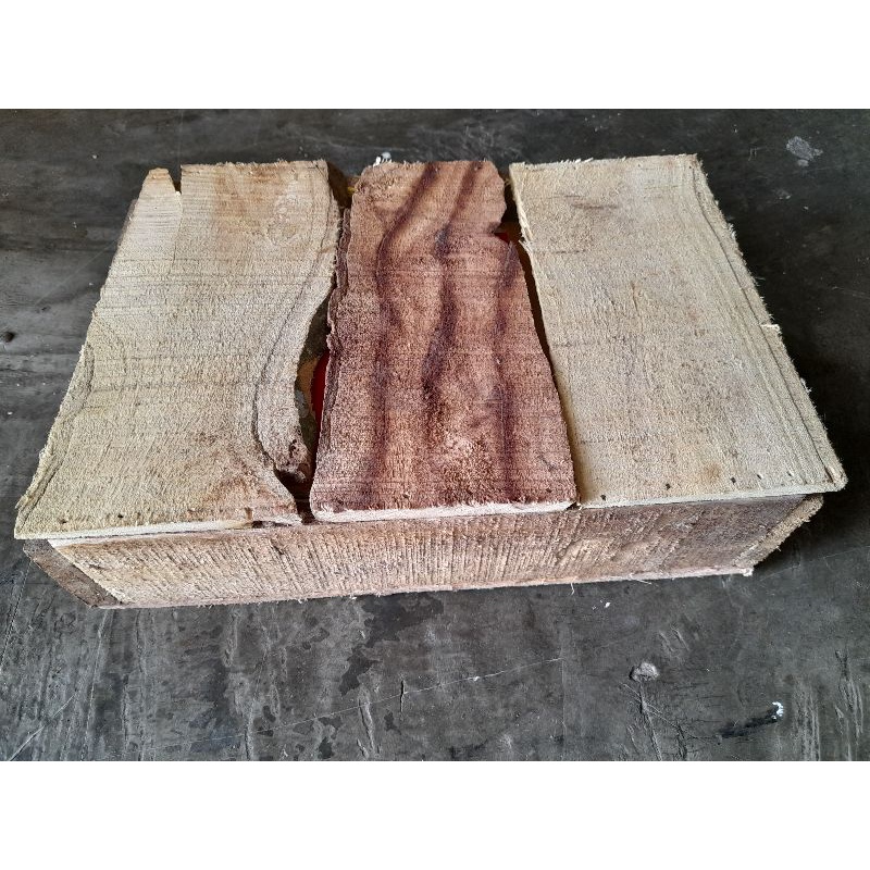 

Packing kayu tambahan