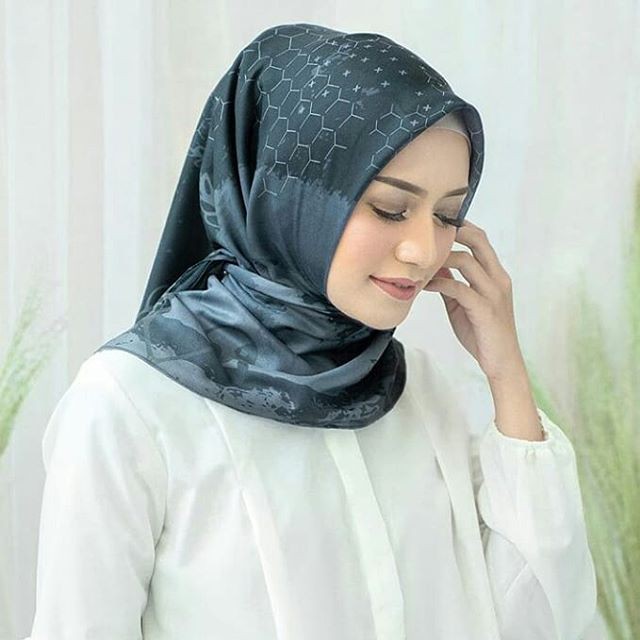 ZIO PRINTED VOAL SCARF BY MY LADY HIJAB X MEGA ISKANTI