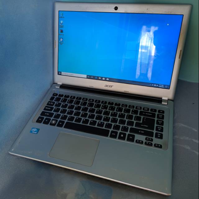 Laptop Notebook Slim Acer V5 murah bukan laptop gaming