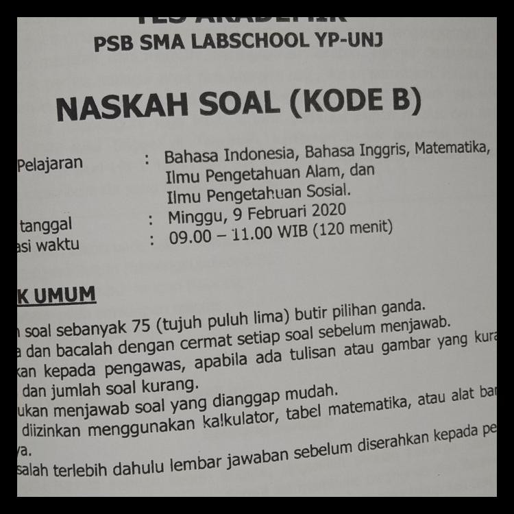 GRATIS  BUKU SOAL SMA LABSCHOOL