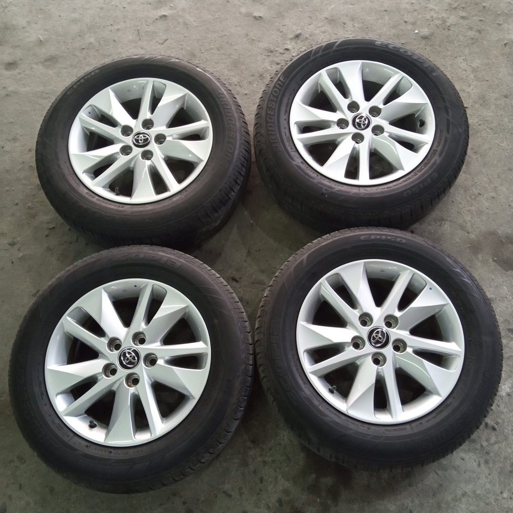 velg mobil bekas standar copotan inova reborn ring 16 lebar 6 inch pcd 5 x 114,3 silver plush ban bridgestone 205 65 r16