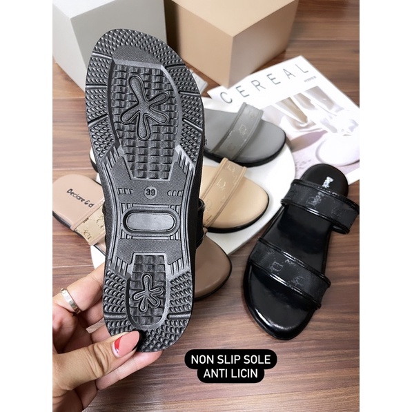 DECLARE&amp;DEE SLAVINA SANDAL