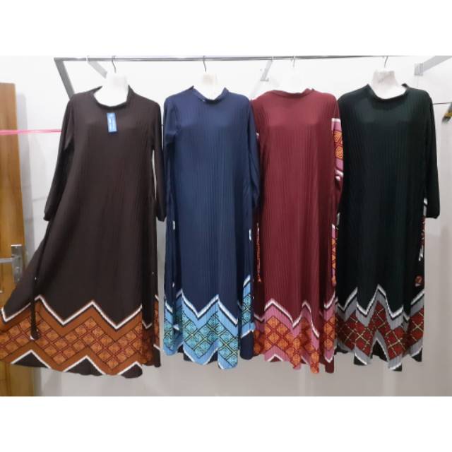 Gamis plisket motif