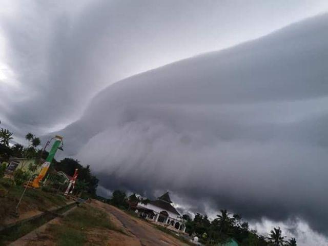 Terlaris Serut Genes Jelita Tunic Navbor Yelbor Whitbor Creambor Tunik Batik Modern Hrb030 Dolbidob.