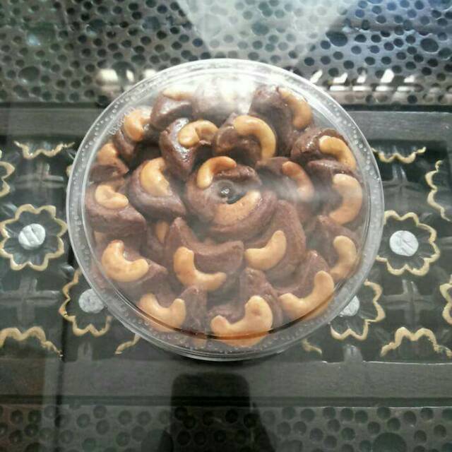 

Coklat Mede / Best Seller!! Kue Kering / Cookies / Choco mede / Murah / Kue Enak