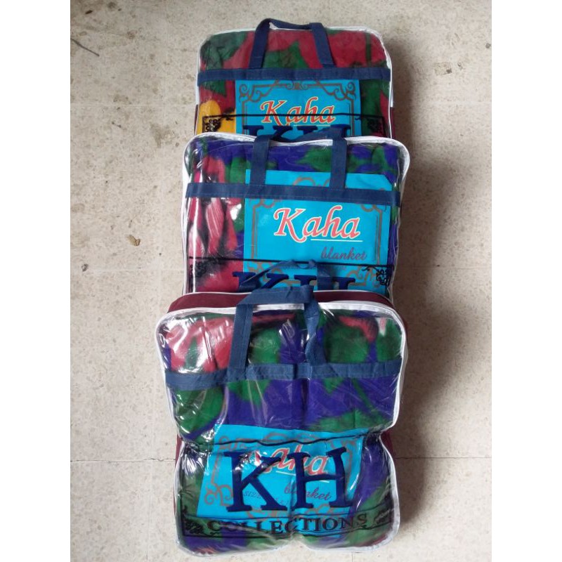 Selimut bulu KH kembang 145x195 cm