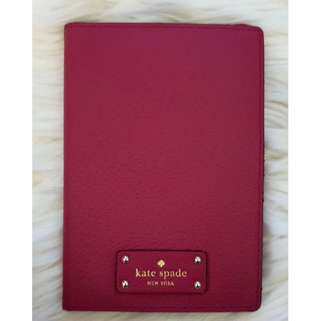 Preloved Katespade Passport Case