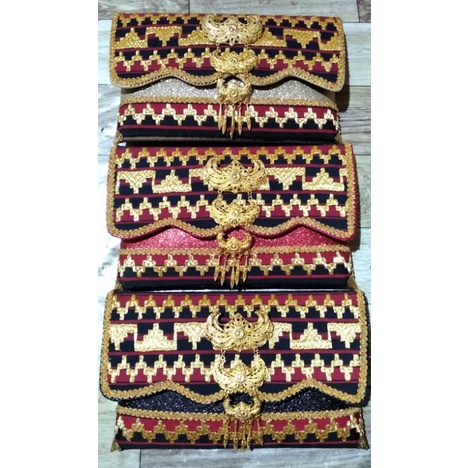 Clutch wanita/Dompet tapis/clutch tapis/tas tapis (tas wanita, tas pesta, oleh-oleh khas lampung)