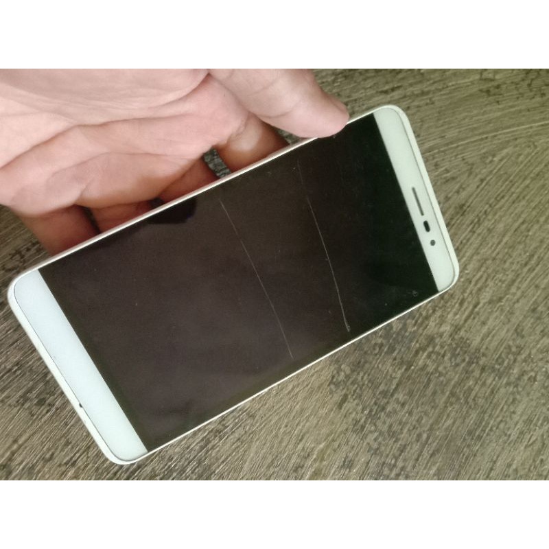 coolpad minus lcd tipe gak tau tlpon masuk