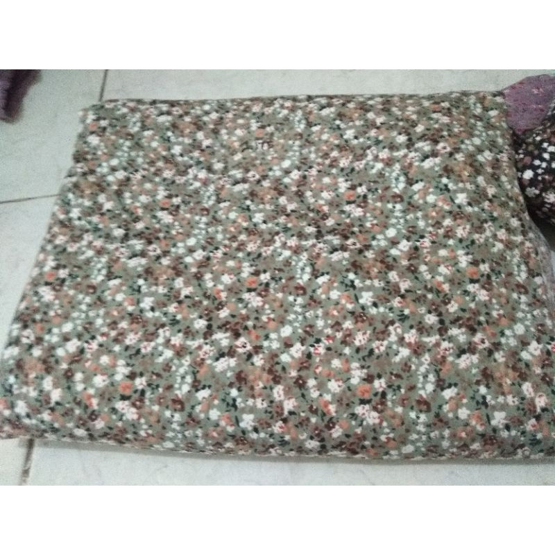 Kain Shakila Motif Kiloan