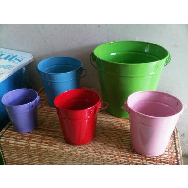 

Segera Beli Ember mini Aluminium 15cm Zanjabil Craft Bogor Limited