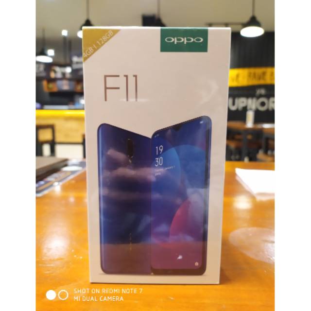 Oppo F11 4gb/128gb Garansi RESMI