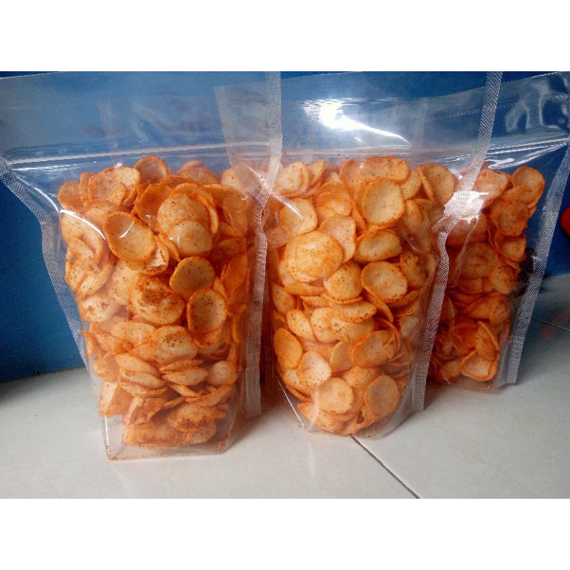 

Seblak kering / kerupuk singkong bumbu Seblak daun jeruk 250gram