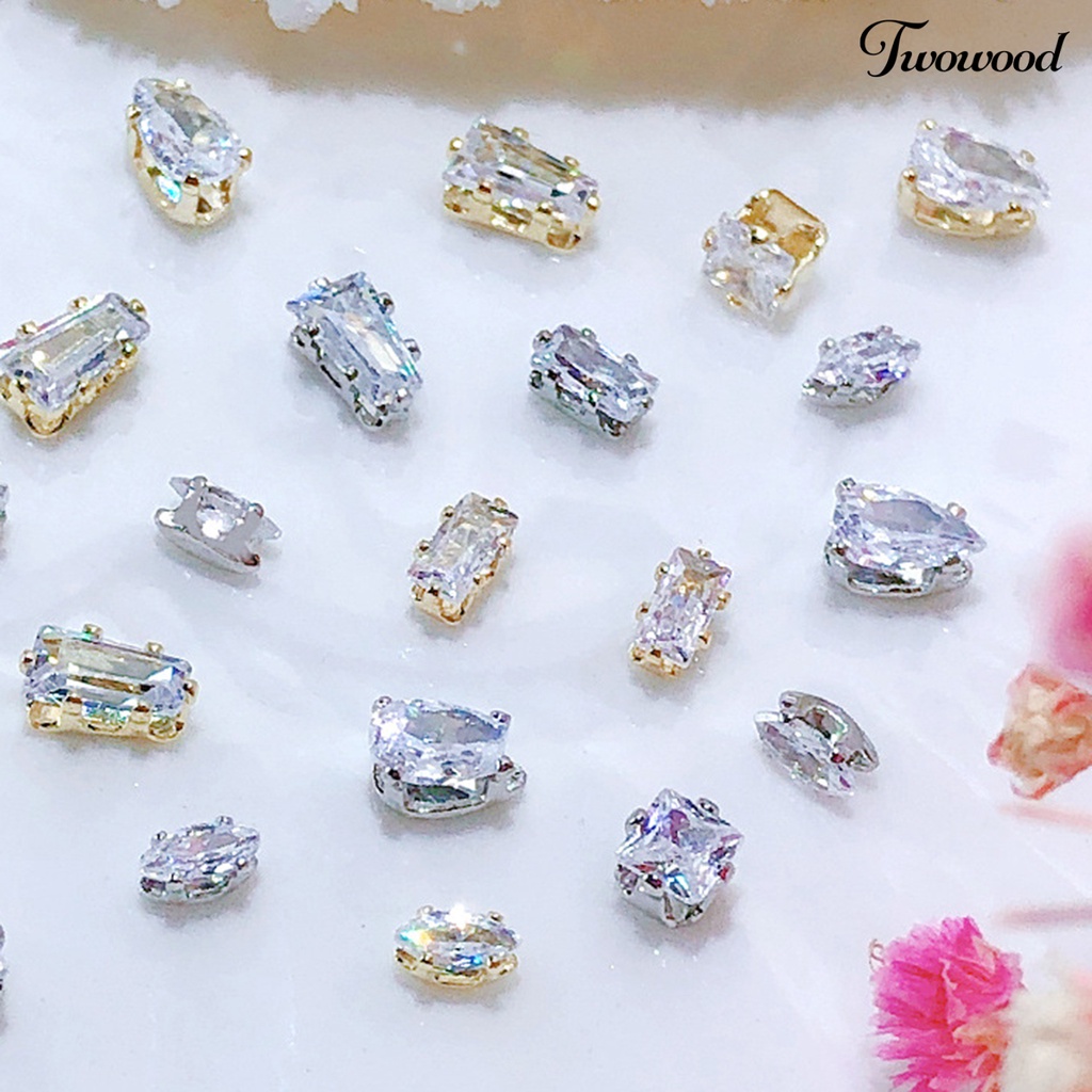 Twowood 10Pcs / Set Kuku Palsu Asimetris Aksen Cubic Zirconia 3D Anti Karat Untuk Nail Art / Manicure DIY