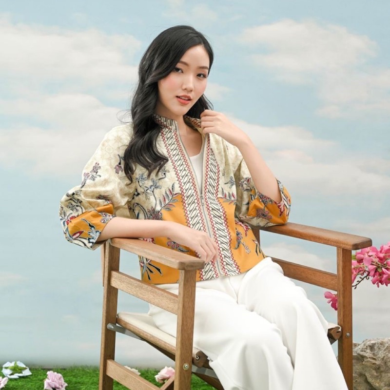 Outer Batik 135 YOI/ Jaket Batik/ Luaran Batik