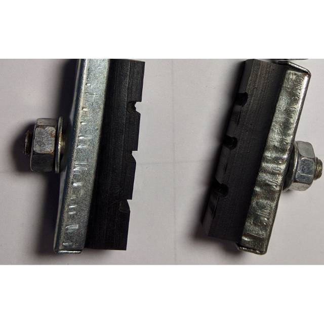 KAMPAS REM / KARET REM SEPEDA BMX 1 PASANG