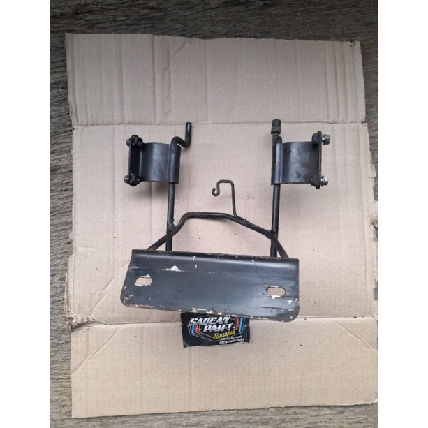 PANGKON LAMPU MEGAPRO PRIMUS MEGAPRO ORI COPOTAN BREKET MP