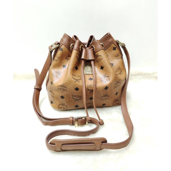 MCM SLING SERUT SIGNATURE FULL LEATHER,  SLING SERUT MCM, PRELOVED MCM, SLING SERUT KULIT