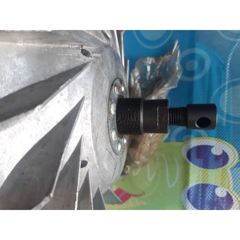 tracker mahnet besar vespa