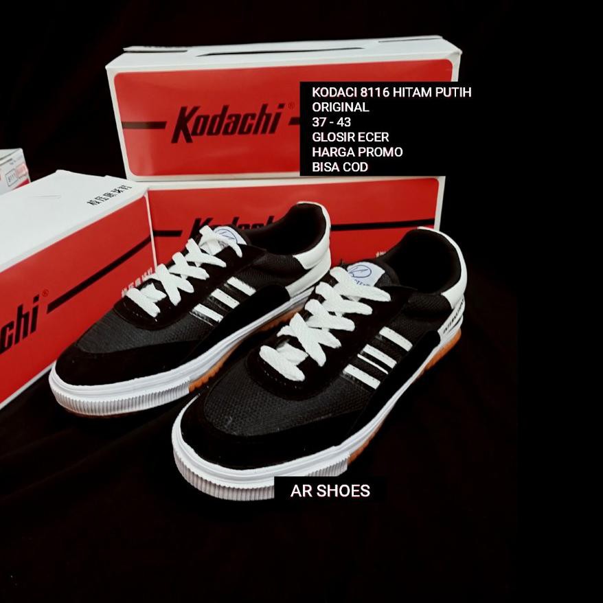 ℗ Sepatu kodachi hitam putih 8116 / sepatu sekolah kodachi hitam putih /sepatu kodaci /sepatu capung