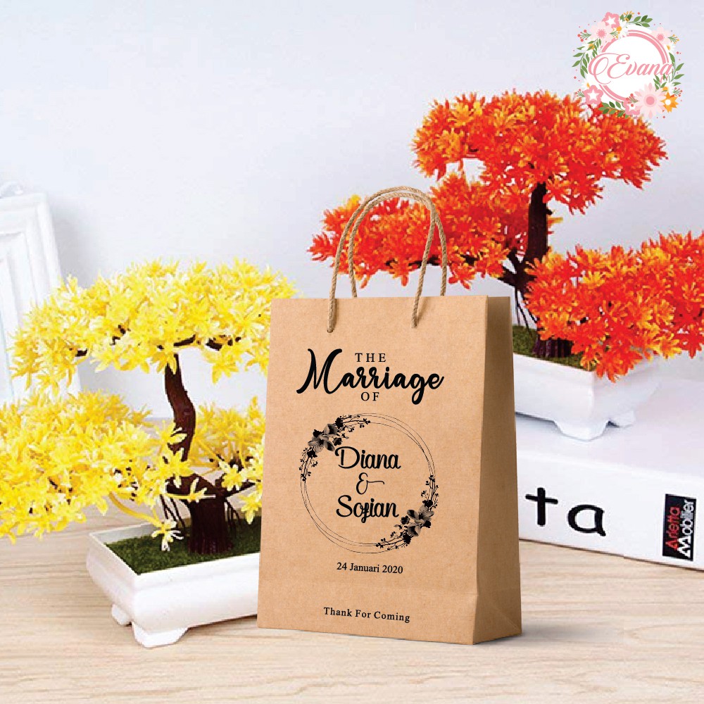 

Paperbag Custom Design Suka2 - Size 10.75 x 3.5 x 17cm
