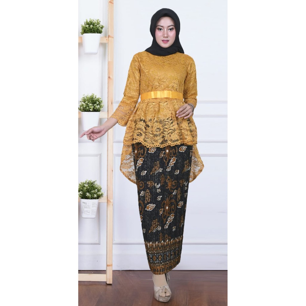 SB Collection Stelan Kebaya Lisa Blouse Brukat Pita Dan Rok Plisket Maxi Jumbo Batik Wanita