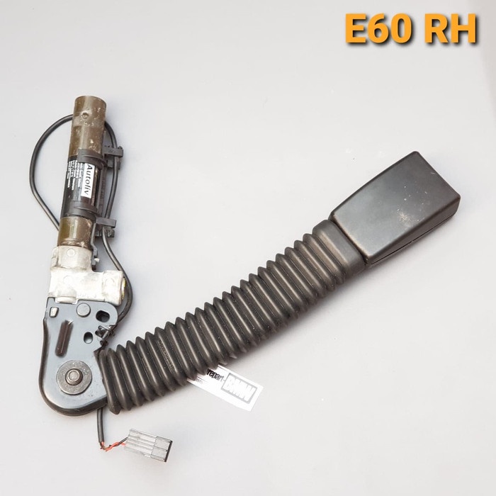klip seat belt tensioner KANAN Depan BMW E60 seri 5 Jok Supir {Part by BMW Speciall Part}