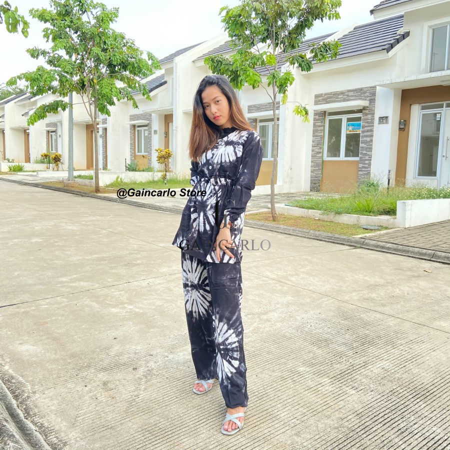 OneSet Baju Tidur Piyama Casual Santai Wanita Kancing Depan Serut Dada Kembangan